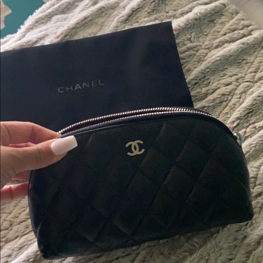 Chanel makeup pouch